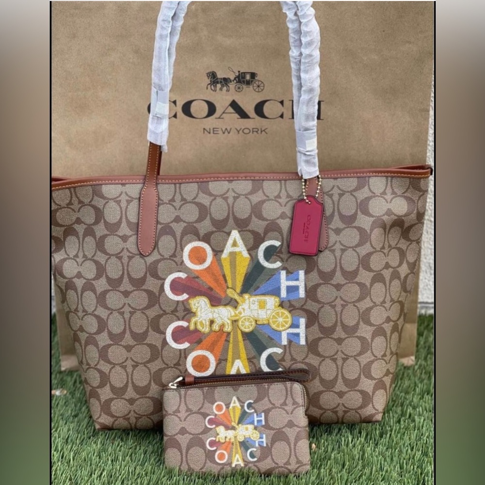 Coach Rainbow City Tote In Signature Canvas with small Wristlet